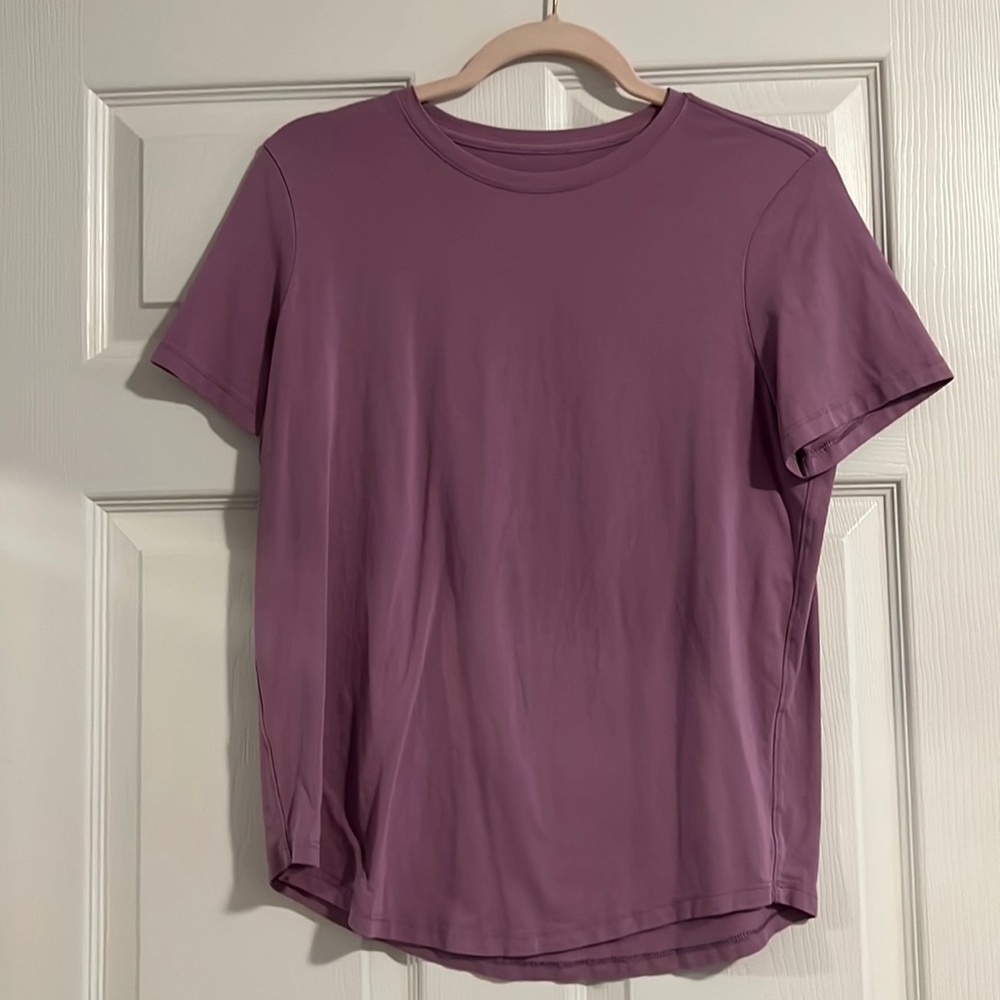 Lululemon Lovely T-Shirt